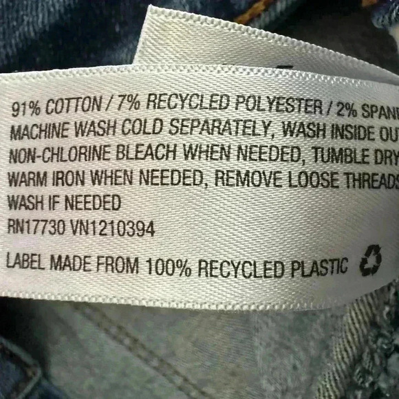 Universal Thread Denim Blue Jeans (429) - Picture 11 of 13